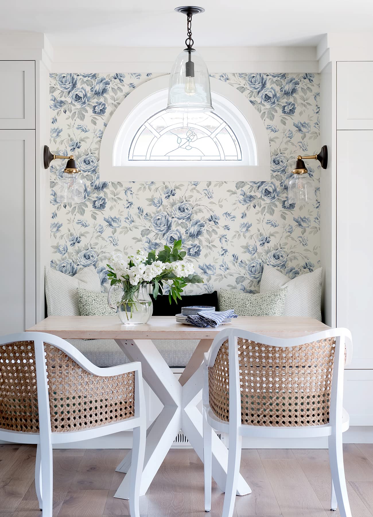 画材 BLUE ROSE Rose Cheek Standard Wallpaper- Home Decor | LoveShackFancy.com